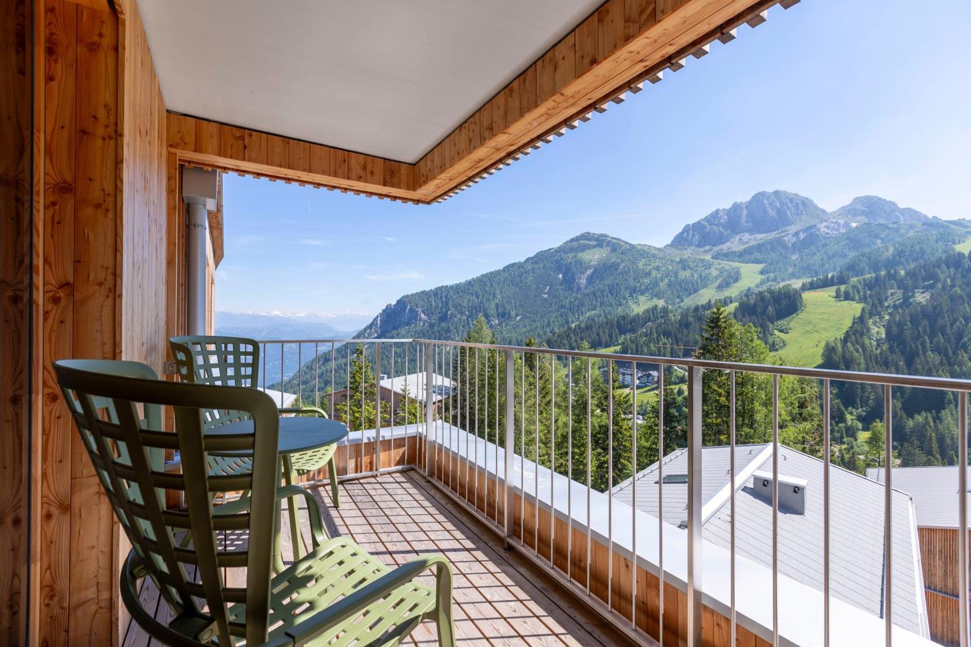 Almresort Sonnenalpe Nassfeld By Alps Resorts Exterior foto