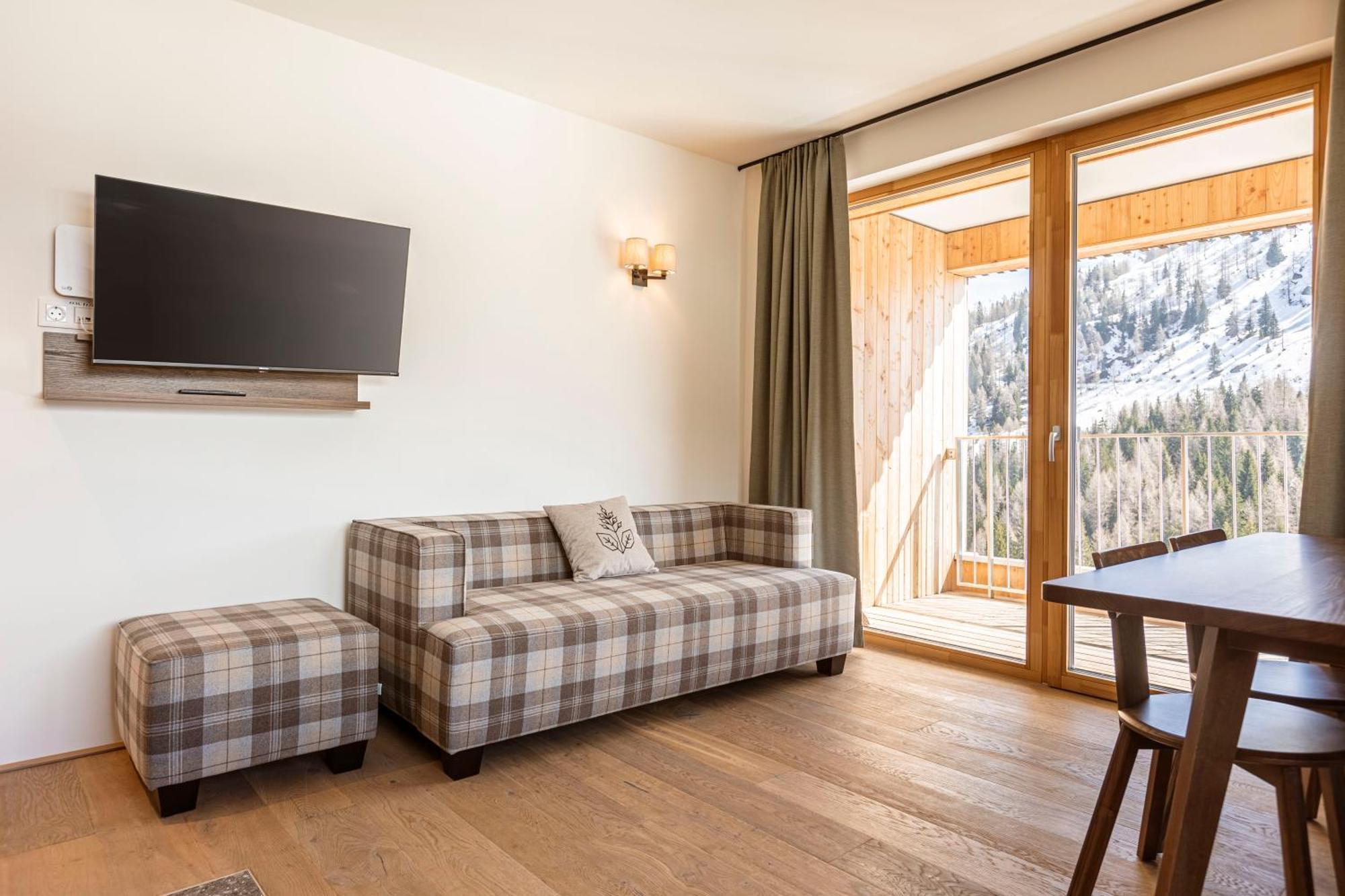 Almresort Sonnenalpe Nassfeld By Alps Resorts Exterior foto